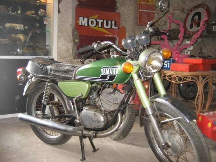 Moto Yamaha 125 RS 1976 vintage